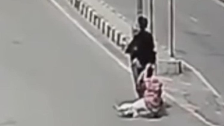 Begal Kejam Seret Wanita Hingga 100 Meter di Cikarang, Aksi Tragis Korban Membuat Netizen Bergidik! (Gambar: Tangkapan Layar)