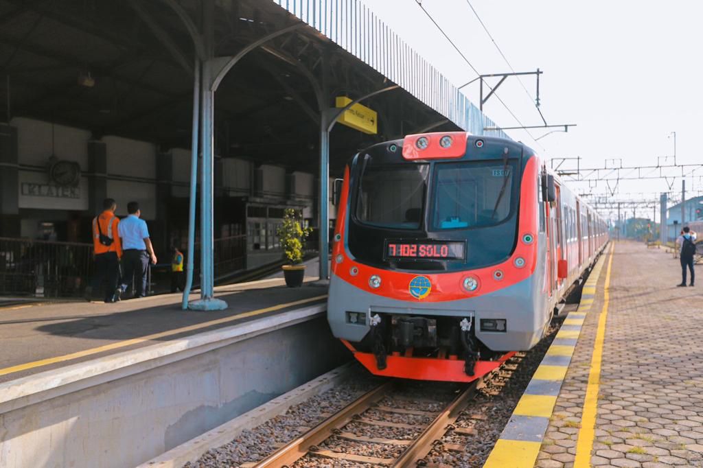 NAIK: Commuterline Jogja-Solo melayani penumpang selama tiga tahun.