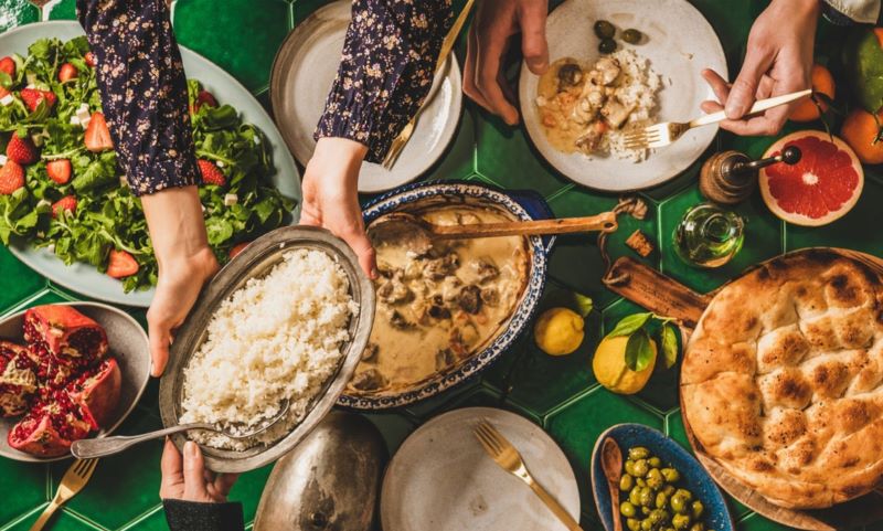 Ilustrasi buka puasa bersama.