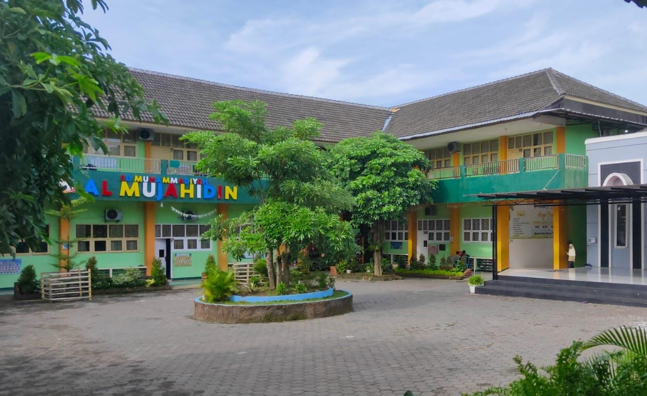 SEMANGAT BELAJAR - Suasana SD Muhammadiyah Al Mujahidin menjelang pemberangkatan muridnya ke Bandung, Jawa Barat Rabu (6/3/2024)