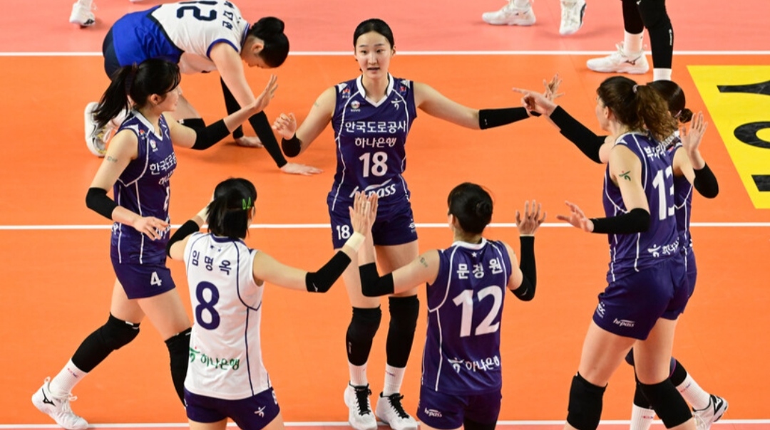 Penggawa Hi Pass rayakan kemenangan atas pemuncak klasemen V-League, Hyundai Hillstate (kovo)