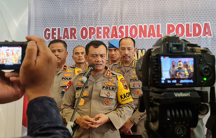 ANTISIPASI: Kapolda Jawa Tengah didampingi jajarannya saat memberikan penjelasan soal gelar operasional triwulan I tahun 2024, (6/3).