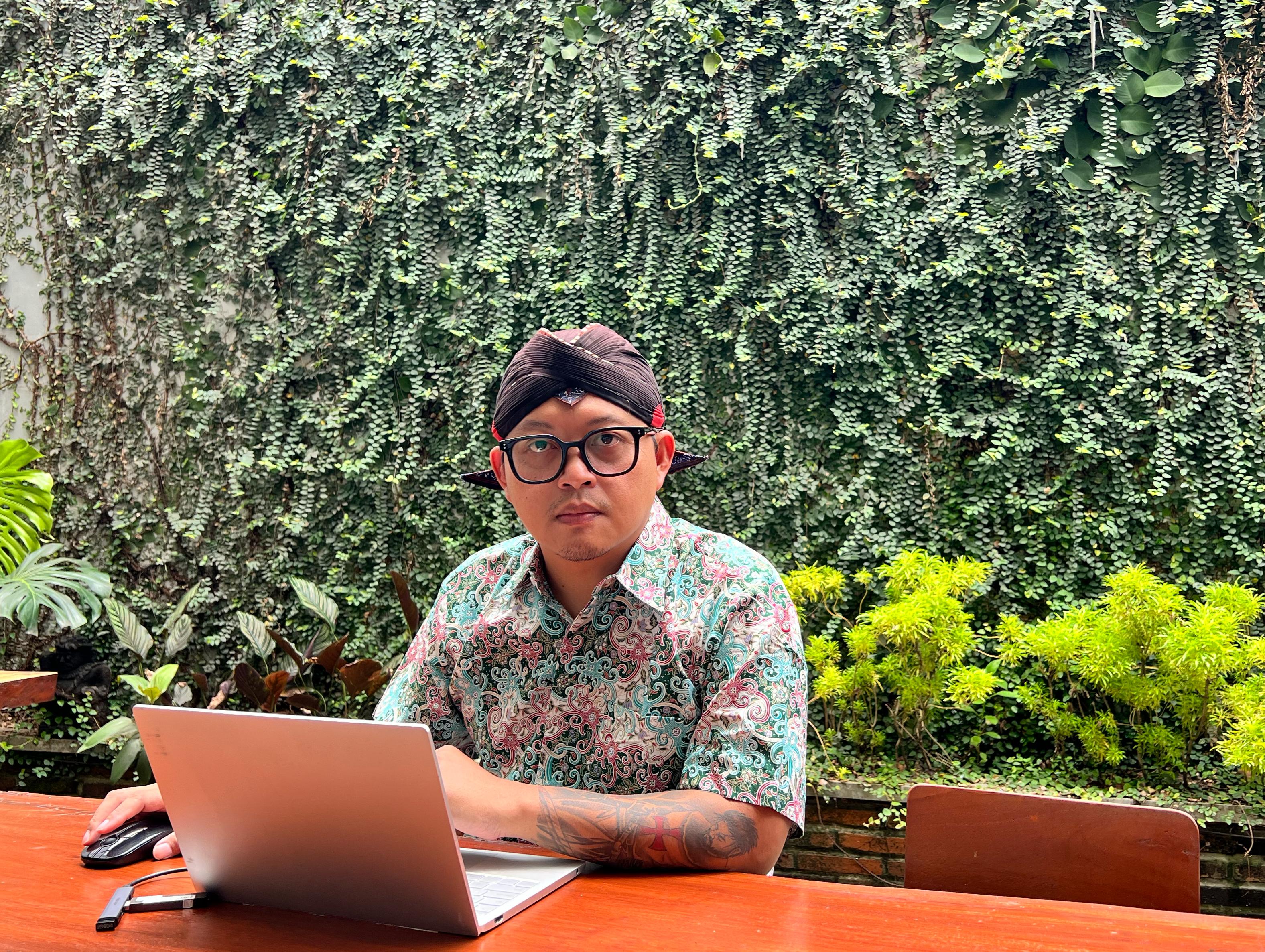 Dr. Stevanus Christian Handoko S.Kom., MM., politisi muda Kota Yogyakarta dari Partai Solidaritas Indonesia lolos menjadi anggota Dewan Perwakilan Rakyat Daerah (DPRD) DIY untuk kedua kalinya