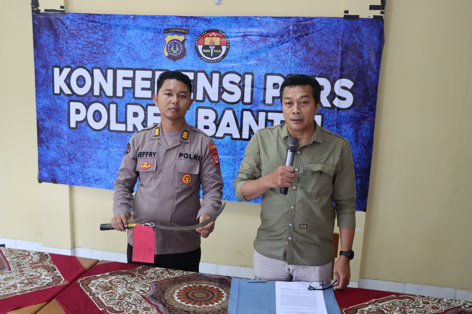 Modal Sajam Celurit untuk Berkelahi Malah Berujung Bui di Mapolsek Banguntapan