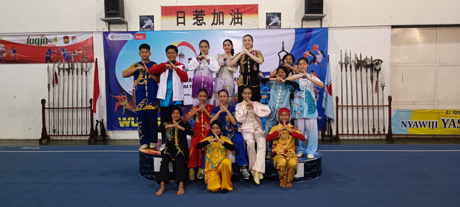 SEMANGAT: Suasana upacara pembukaan pelaksanaan popda Wushu DIY 2024.