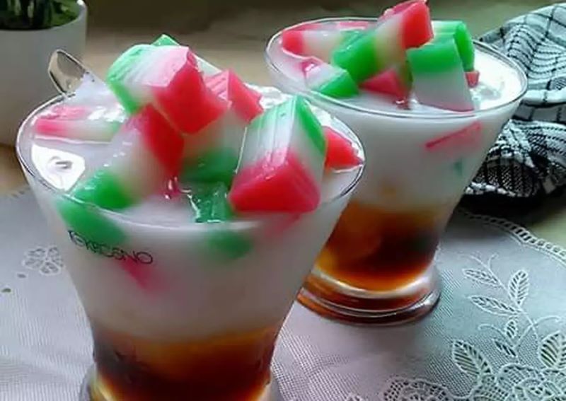 Resep Es Selendang Mayang CocoK untuk Buka Puasa Saat Cuaca Panas.