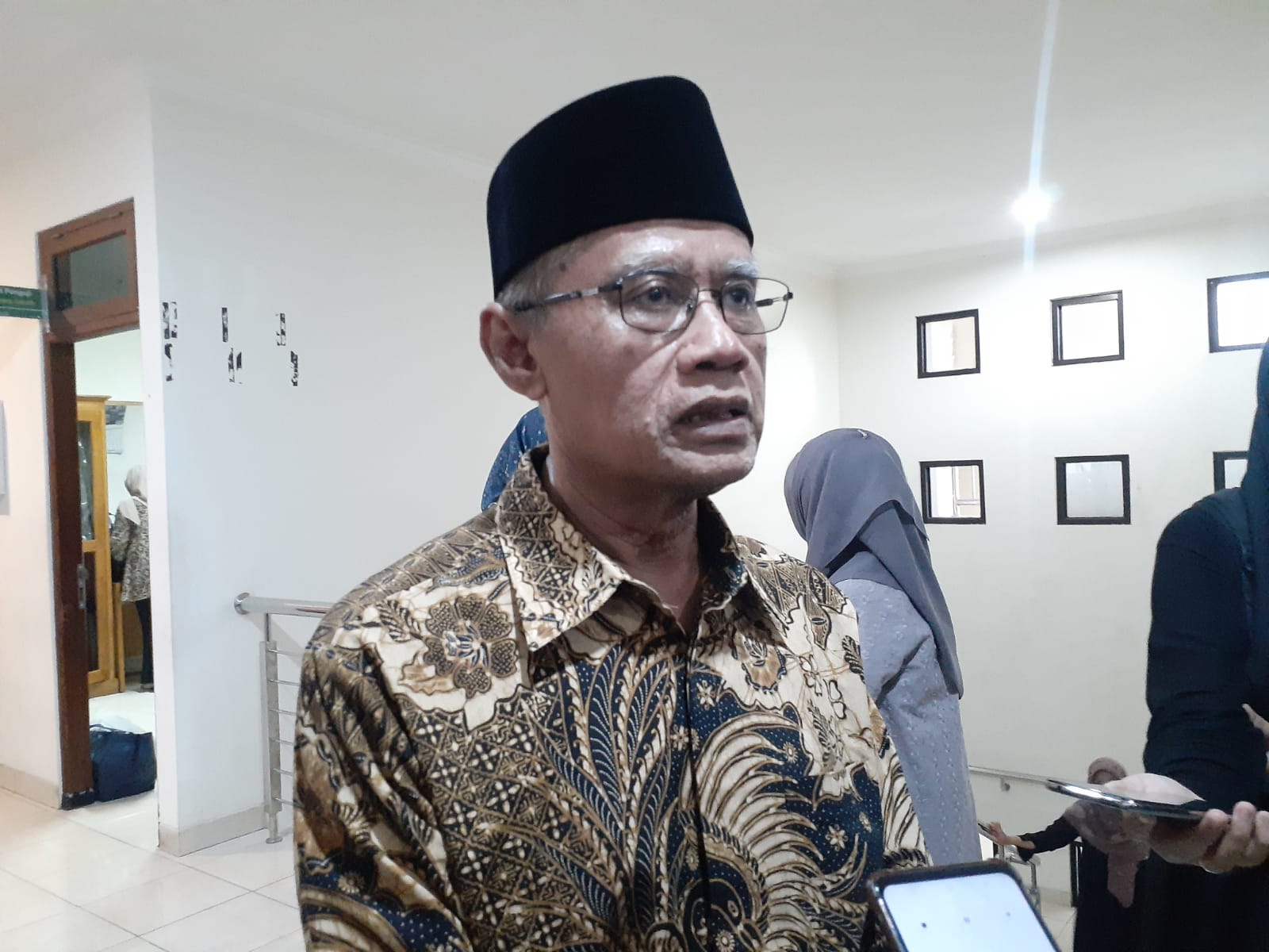 KONSTITUSIONAL: Ketua Umum Pimpinan Pusat Muhammadiyah Haedar Nashir saat ditemui, Kamis (21/3).