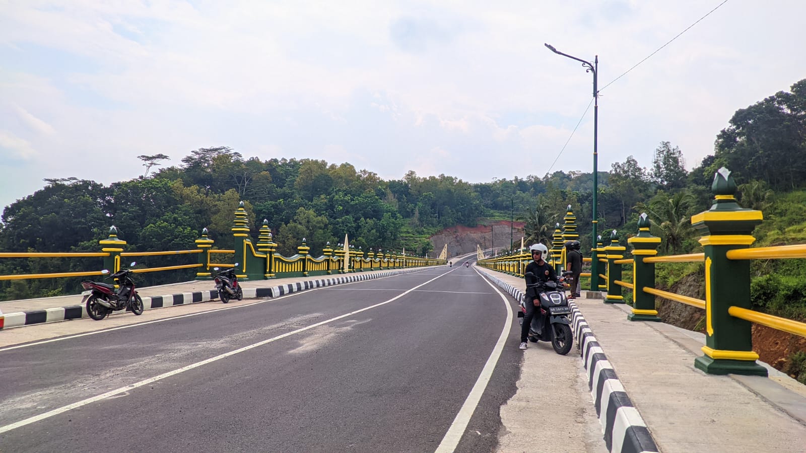 MULUS: Jembatan Kedungkandang, Kalurahan Nglanggeran, Patuk, Gunungkidul, Kamis (21/3).