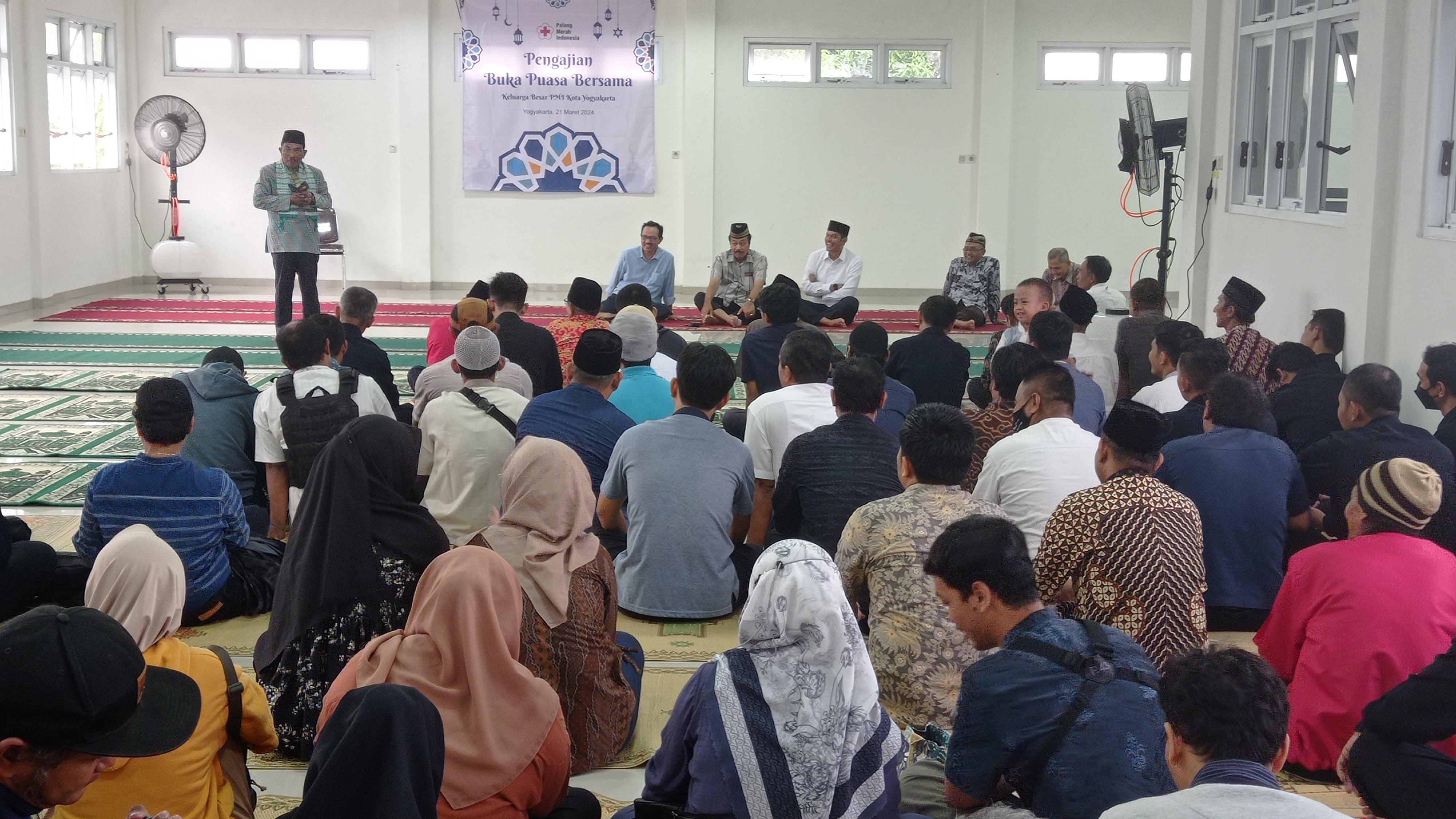 Kegiatan buka puasa bersama yang digelar PMI Kota Jogja