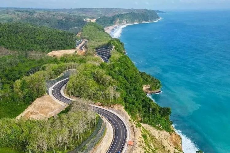 Pemkab Trenggalek Bebaskan Lahan Untuk JLS Jogja-Malang Di Kawasan Pesisir Trenggalek, Target Terhubung 2029 (Myanti.id/Instagram)