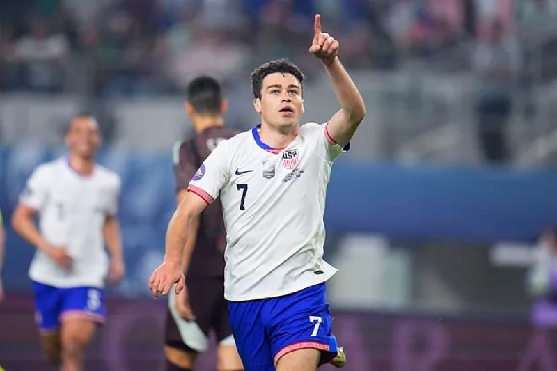 selebrasi Gio Reyna usai cetak gol ke gawang Meksiko (LAPRESSE)