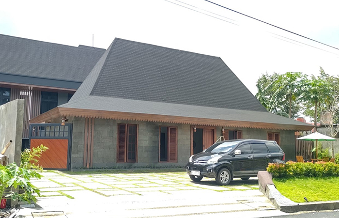 RESMI KTP SINI: Rumah Ganjar Pranowo di Padukuhan Tegalsari RT 01, Kalurahan Wedomartani, Kapanewon Ngemplak, Sleman.