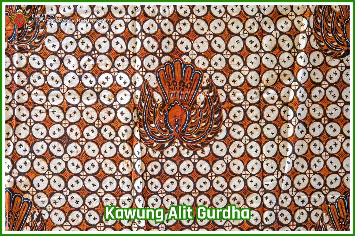 Motif batik larangan Keraton Jogja.