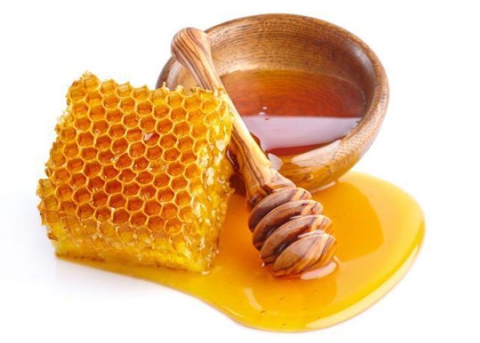 Madu dengan segudang manfaat yang dimiliki untuk kesehatan tubuh