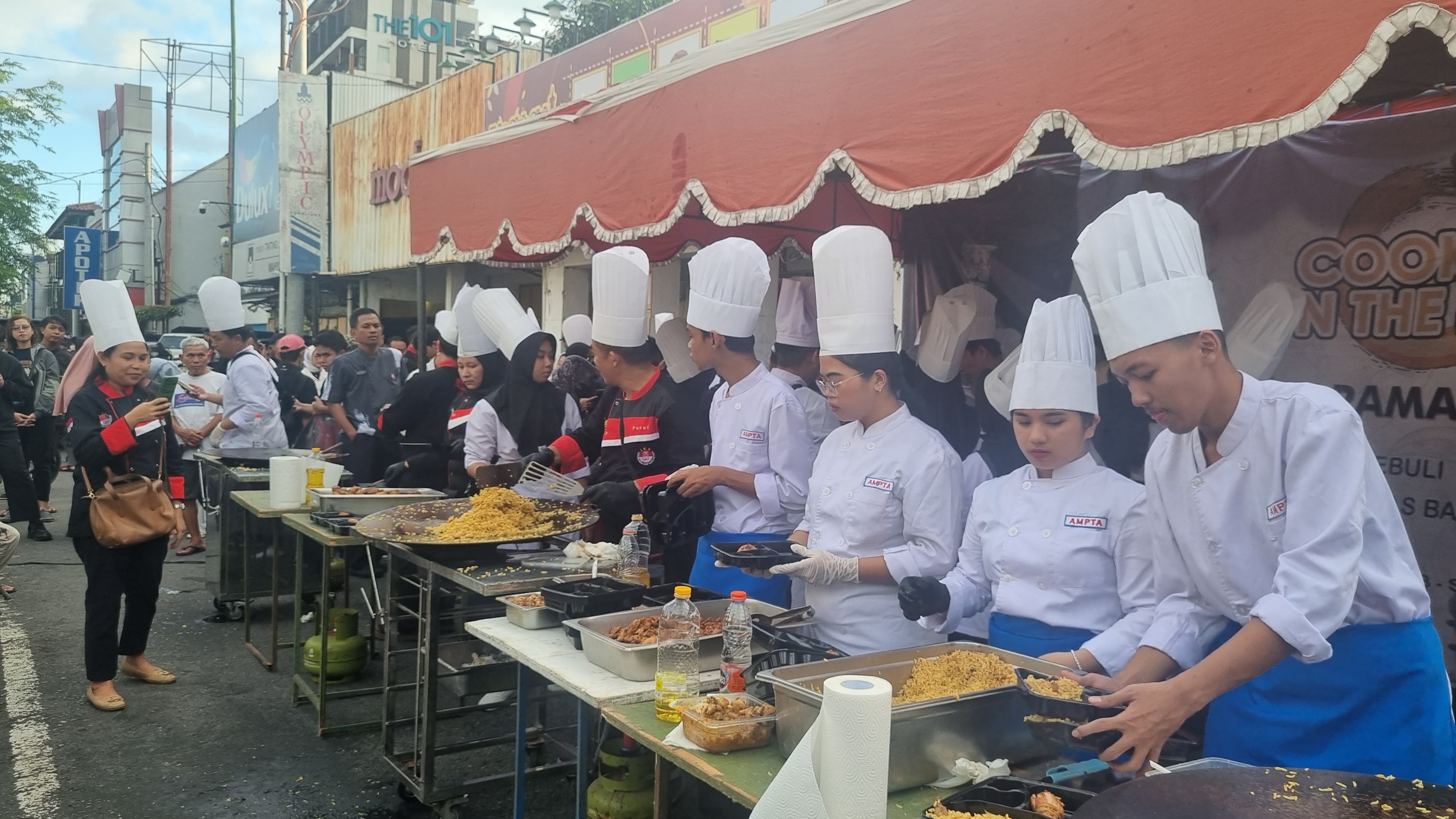 KREASI: Sesi cooking on the road yang diinisiasi oleh Indonesian Chef Association BPD DIY.