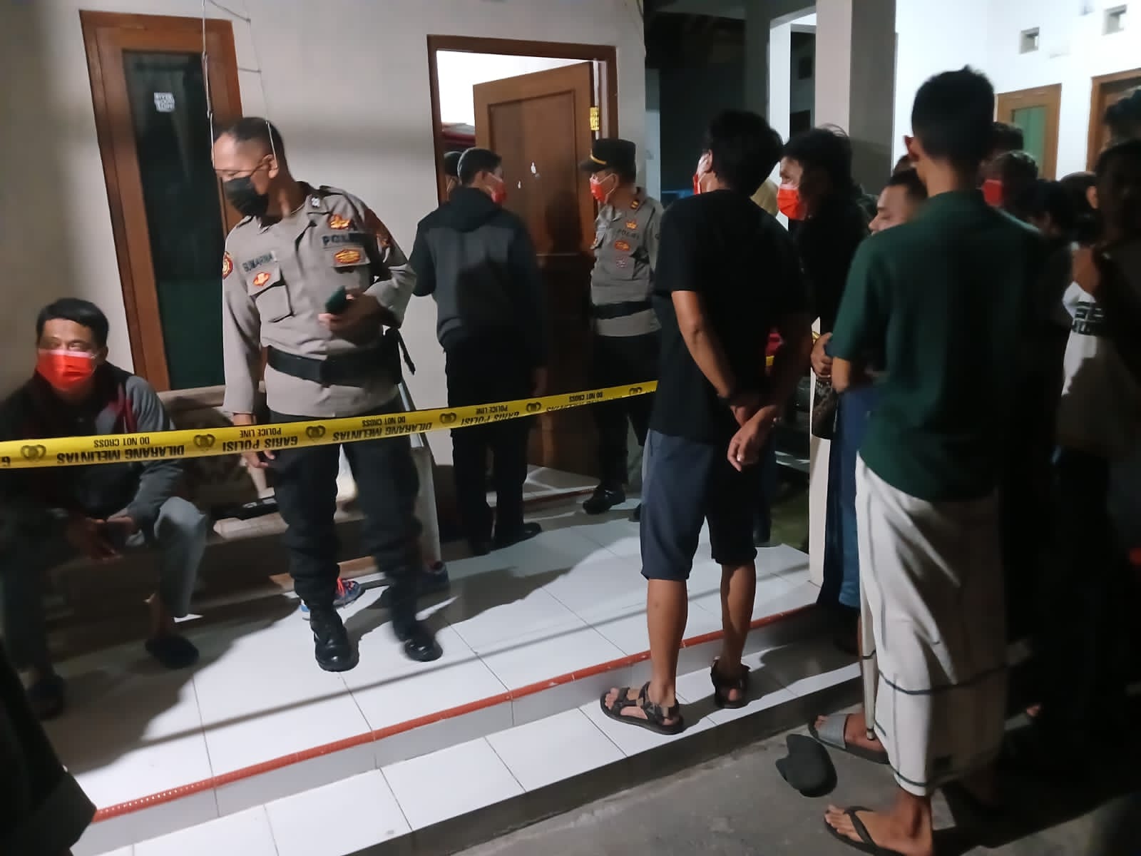 Lokasi kejadian penemuan mahasiswa yang meninggal dunia diduga karena gantung diri.