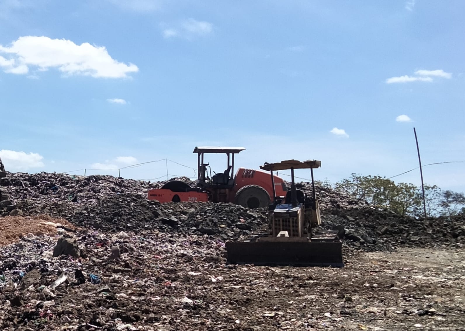 PREDIKSI: Tumpukan sampah di TPA Piyungan, Bantul, DIY.