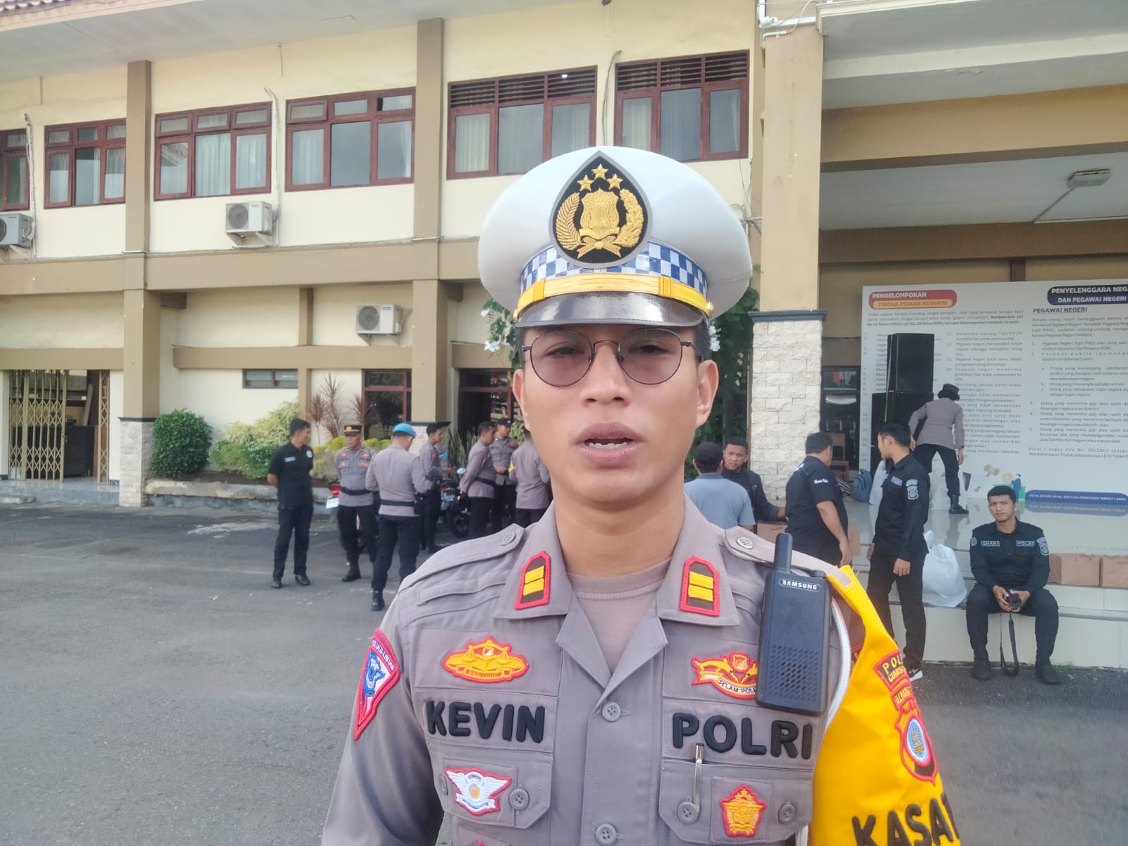 MELAYANI: Kasat Lantas Polres Gunungkidul Iptu Kevin Ibrahim.