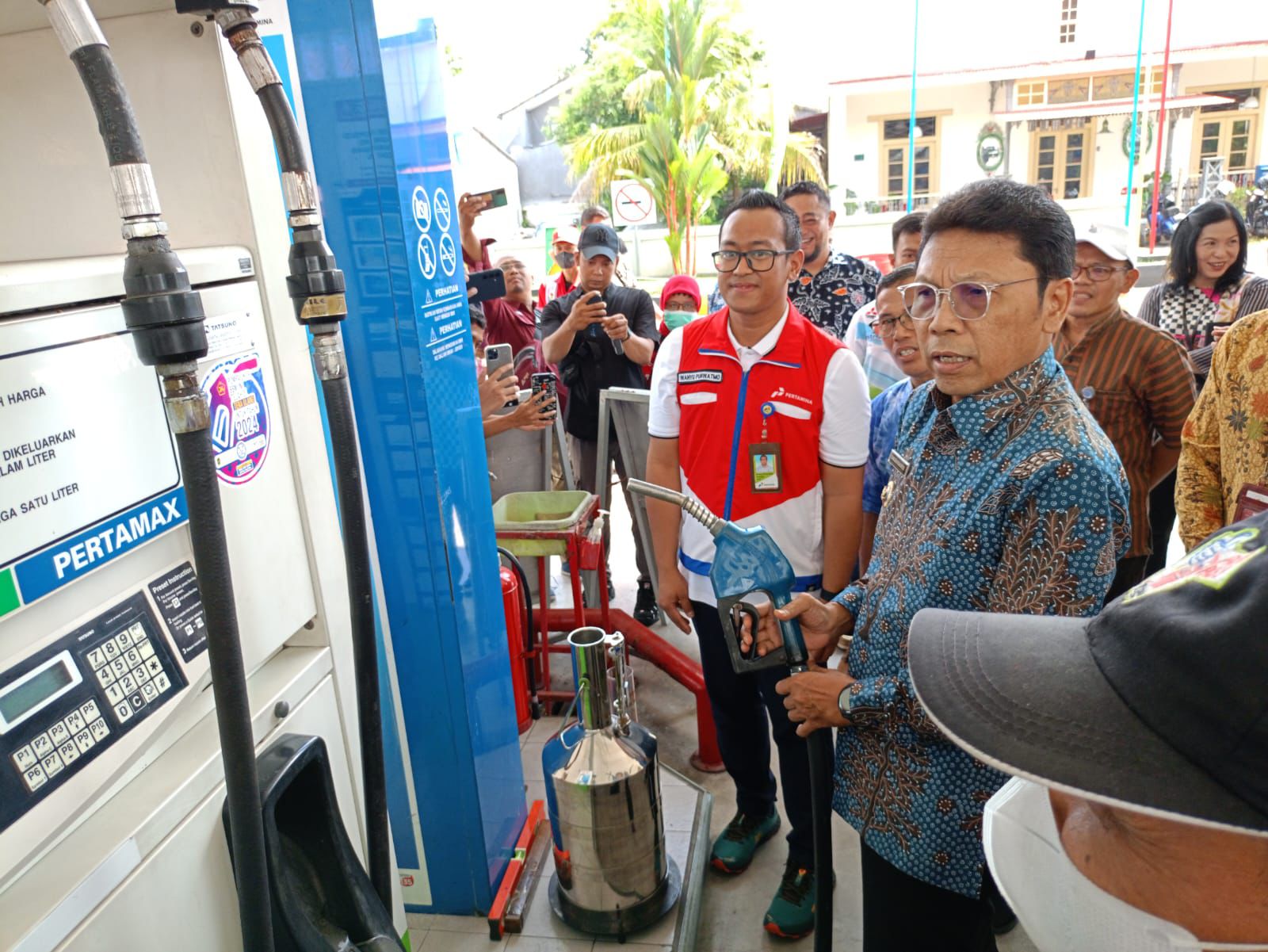 Proses Pantauan Stok dan Kualitas BBM jelang lebaran di SPBU Timoho , Jogja