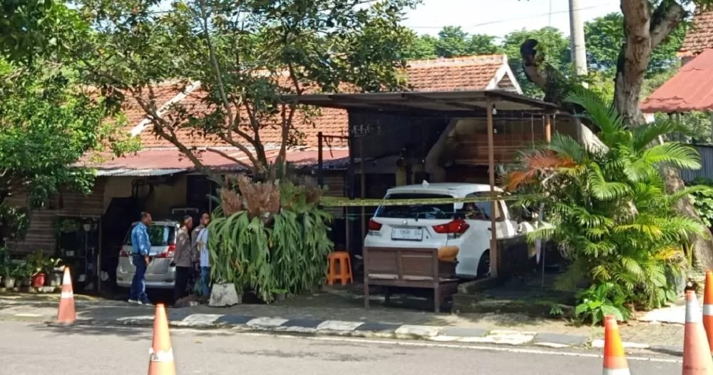 Korban ditemukan di mobil warna putih di kompleks asrama Akpol Semarang