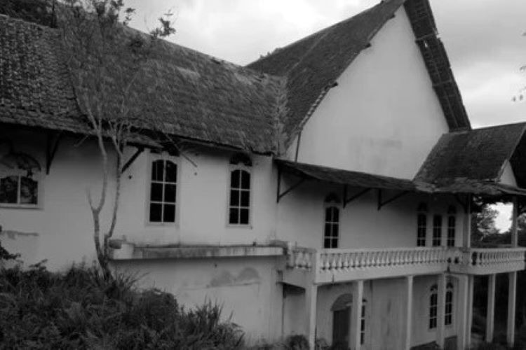 Image: Rumah Tua Kaliurang. (YouTube/Joe Kal)