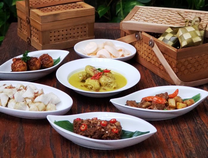 GAIA Cosmo Yogyakarta menyajikan kuliner khas Idul Fitri &ldquo;Ketupat Lebaran&rdquo;