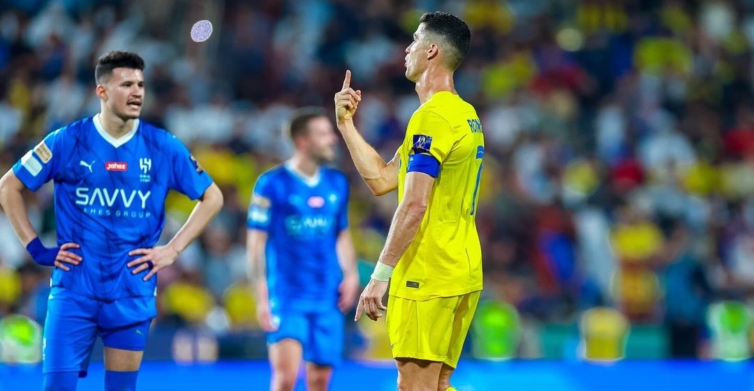 Cristiano Ronaldo diganjar kartu merah saat Al Nassr takluk dari Al Hilal pada babak semifinal Super Cup Arab Saudi