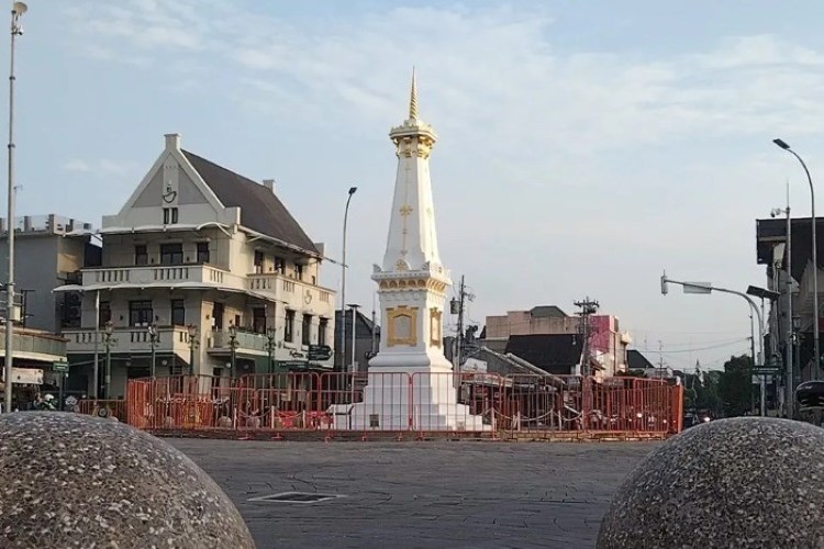 Tugu Yogyakarta, ikon dari Kota Yogyakarta. (sumber foto diambil dari Jogjaaja)