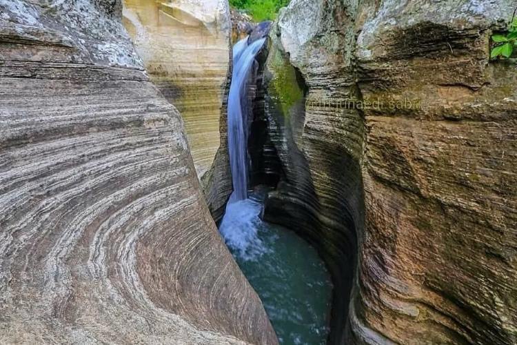 Air Terjun Luweng Sampang (Sumber: Kabarontime.com)