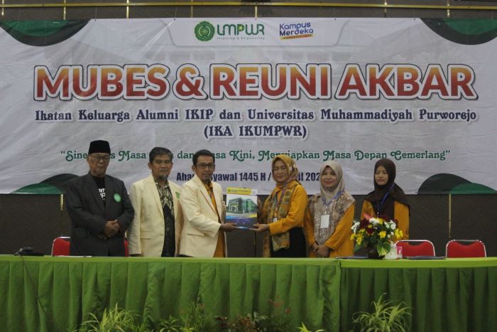 Suasana Mubes dan Reuni Akbar alumni IKIP dan UMP di Auditorium Kasman Singodimedjo, UMP pada Minggu (14/4) lalu.