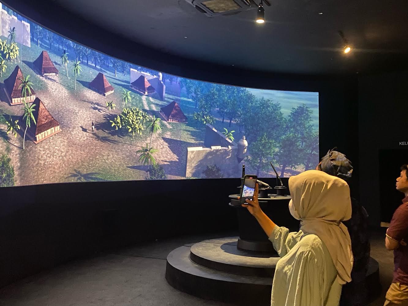 Suasana Pengunjung di Wahan Interaktif Museum Sonobudoyo Jogja.