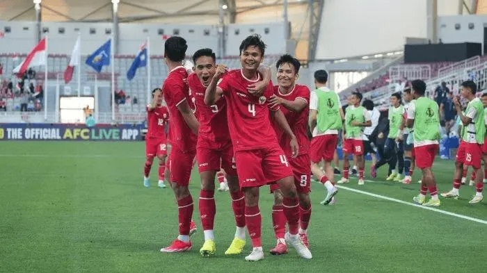 Perayaan gol ke gawang australia