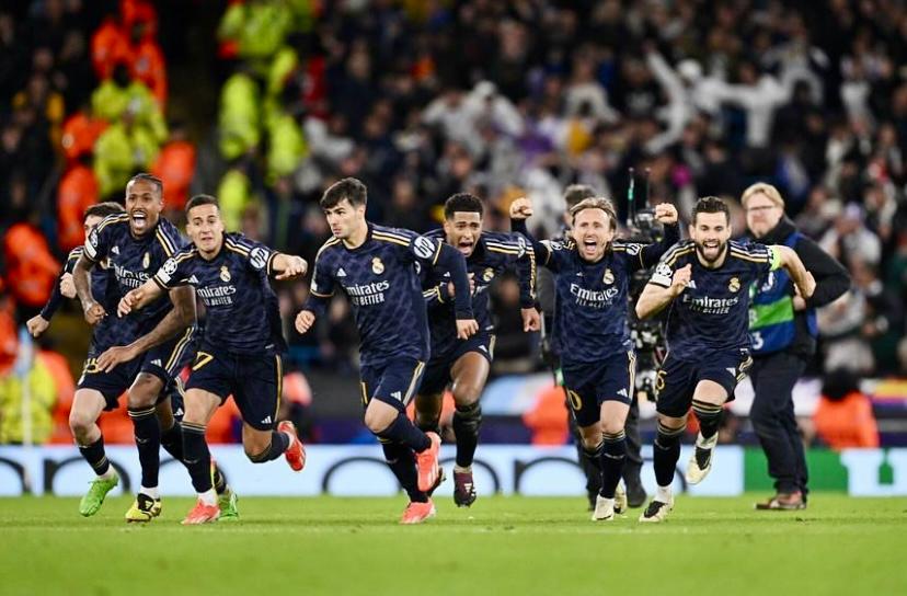 Pemain Real Madrid usai menyingkirkan Manchester City dalam adu penalti