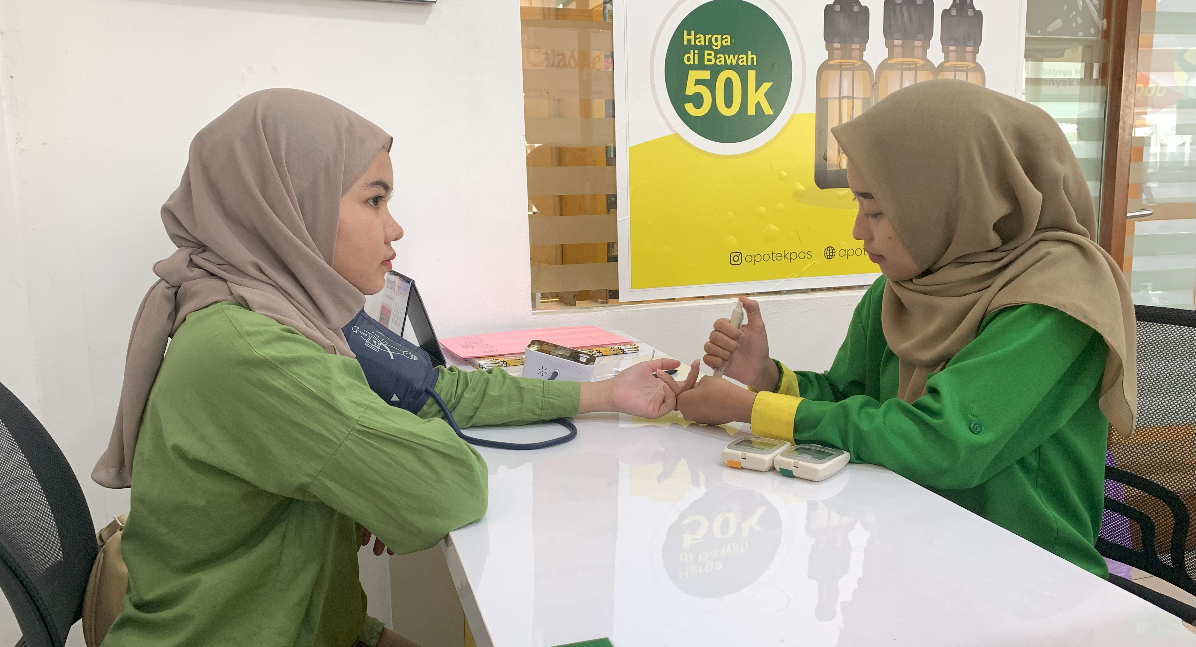 cek kesehatan di Apotek Pasfarma dengan harga sangat terjangkau