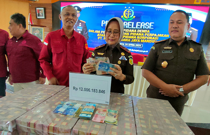 GUNTUR AGA TIRTANA/RADAR JOGJA