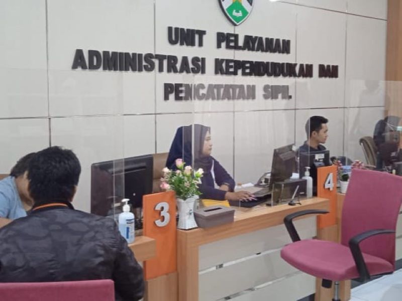 SEPI: Suasana pelayanan di kantor Disdukcapil Kota Magelang.&nbsp;