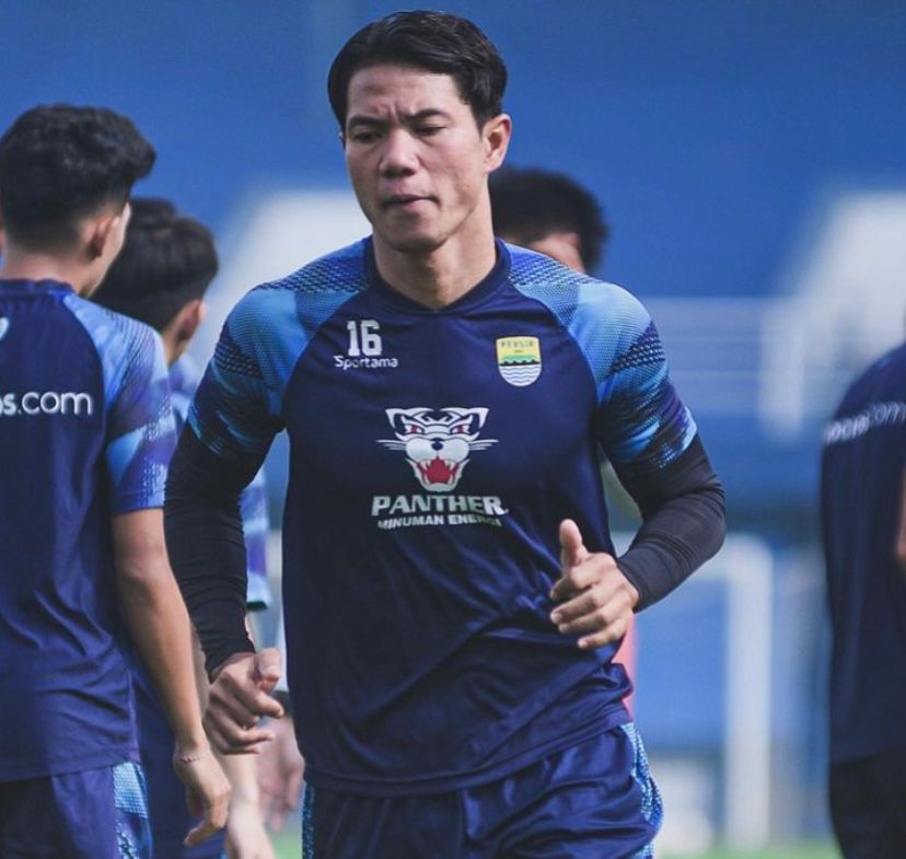 FOKUS: Maung Bandung tantang Sang pemuncak klasemen Liga 1.( Instagram @persib )