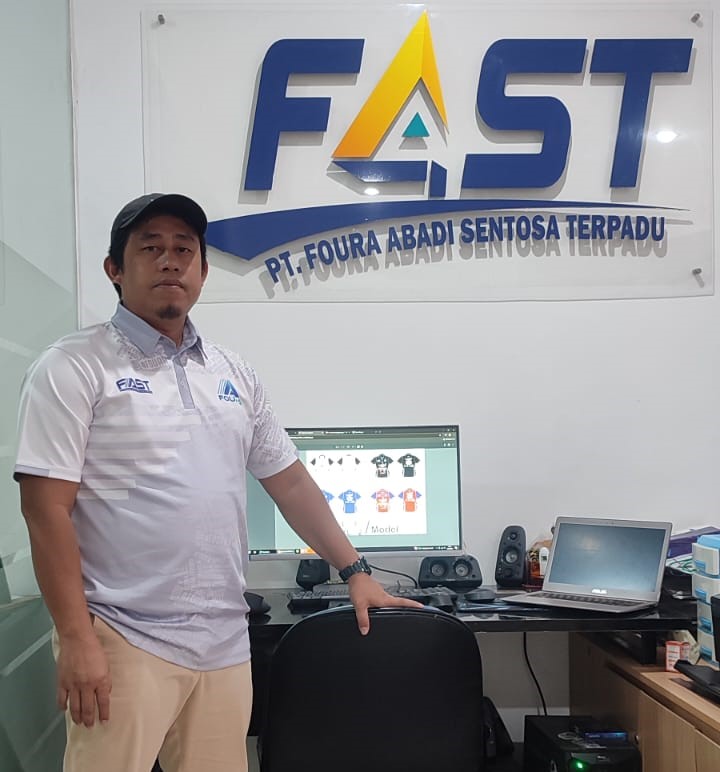 Owner FOURA Suparjiyono atau lebih akrab disapa mas Aji