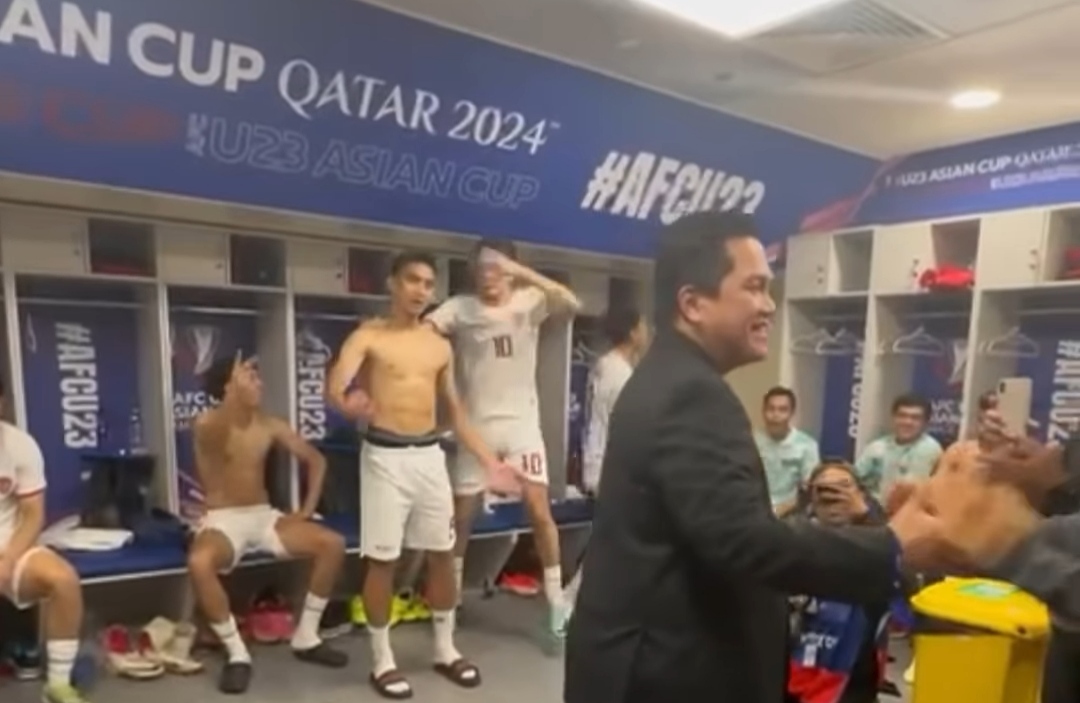 KOMPAK: Erick Thohir langsung hampiri locker room pemain timnas Indonesia (tangkapan layar instagram erickthohir)