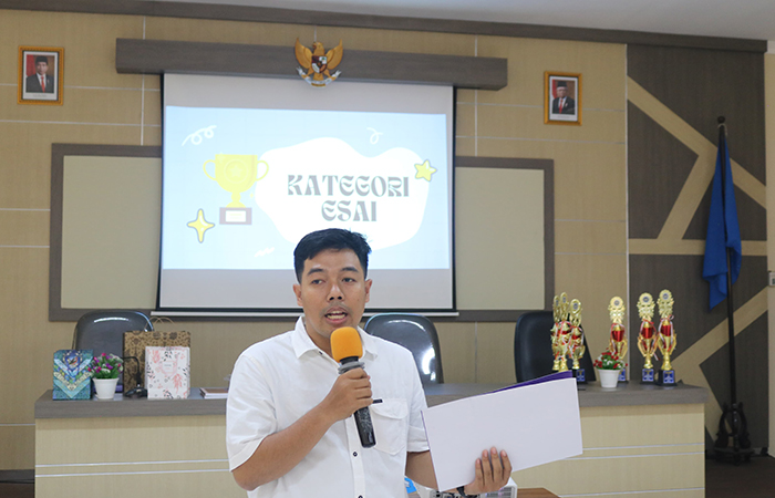 Dosen Sastra Indonesia UNY.Dok Mawaidi D. Mas