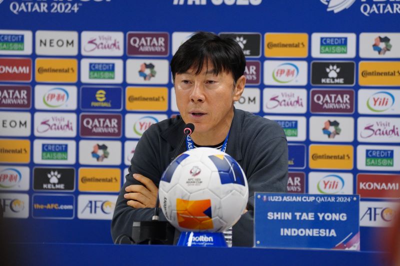 Shin Tae-yong mengakui dilema antara senang dan sedih saat timnas Indonesia singkirkan Korea Selatan di perempat final Piala Asia u23 2024 (PSSI)