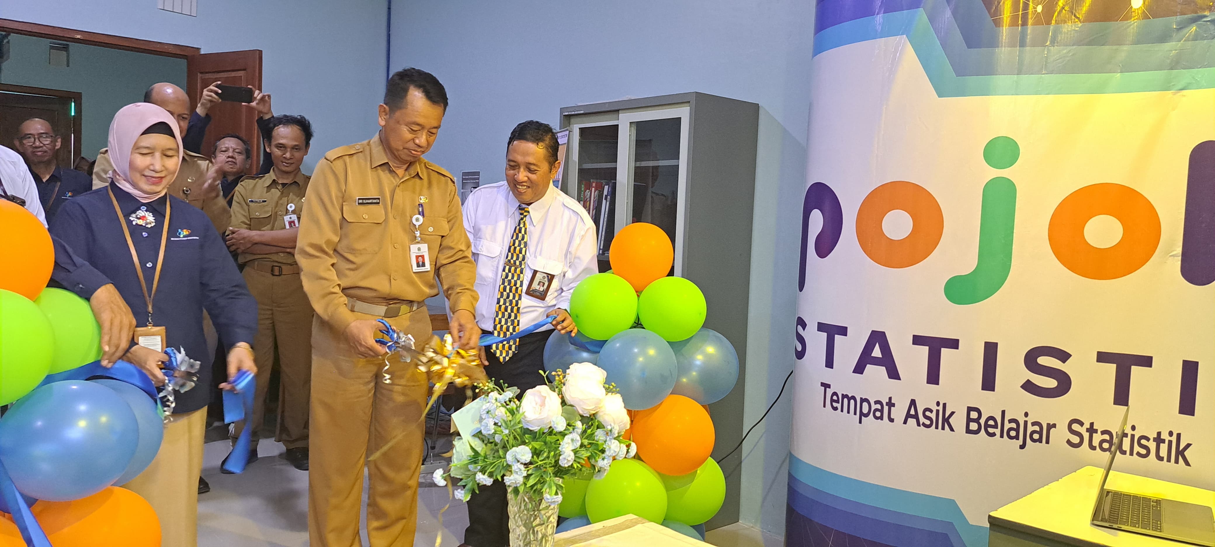 TERBUKA: Peresmian fasilitas pojok statistik kerjasama antara BPS DIY dan Universitas Gunungkidul, Senin (29/4).