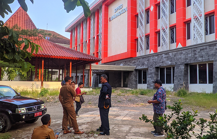 MEGAH: Kondisi terbaru gedung DPRD Kabupaten Gunungkidul yang masih dalam tahap penyelesaian. Ada beberapa bagian yang masih dalam tahap pembenahan, (1/5).