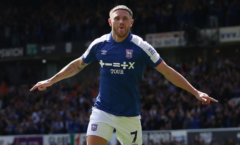 Selebrasi Wes Burns usai membawa Ipswich Town ungguli Huddersfield Town di Portman Road (ig ipswichtown)