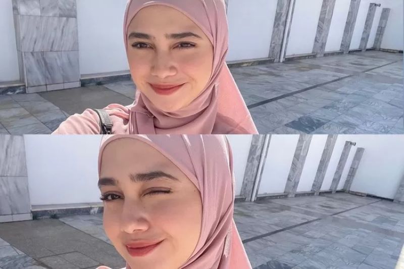Penampilan berhijab Syifa Hadju Bintangi Sinetron Saleha.