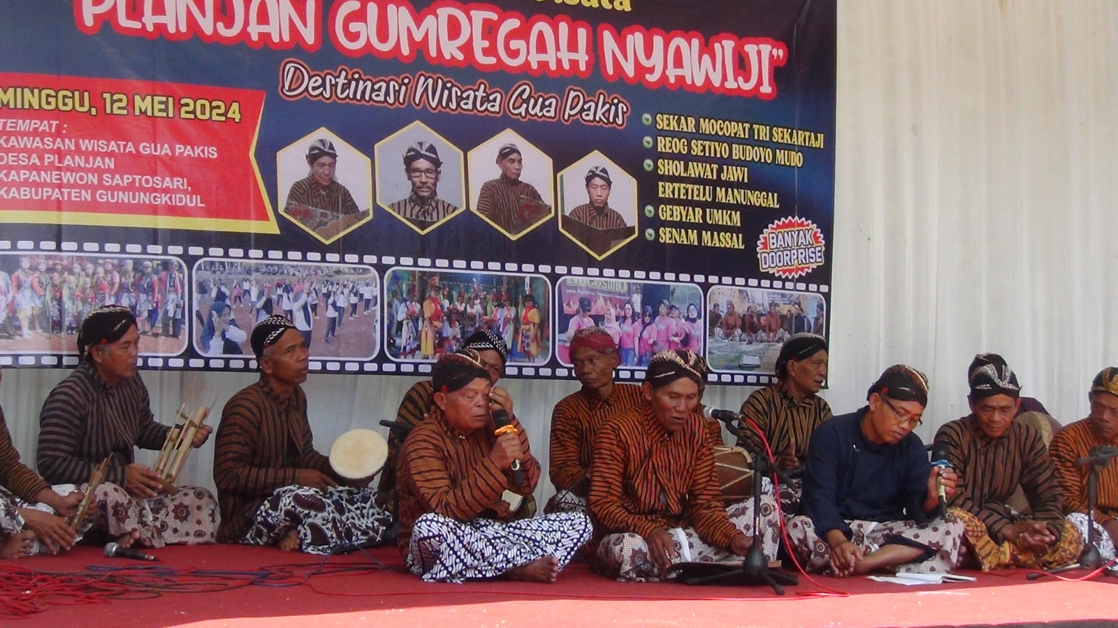 SIAP BERKEMBANG: Penampilan peserta gelar potensi wisata dalam rangka mengenalkan destinasi Gua Pakis di Kalurahan Plajan, Saptosari, Gunungkidul. Foto andi may