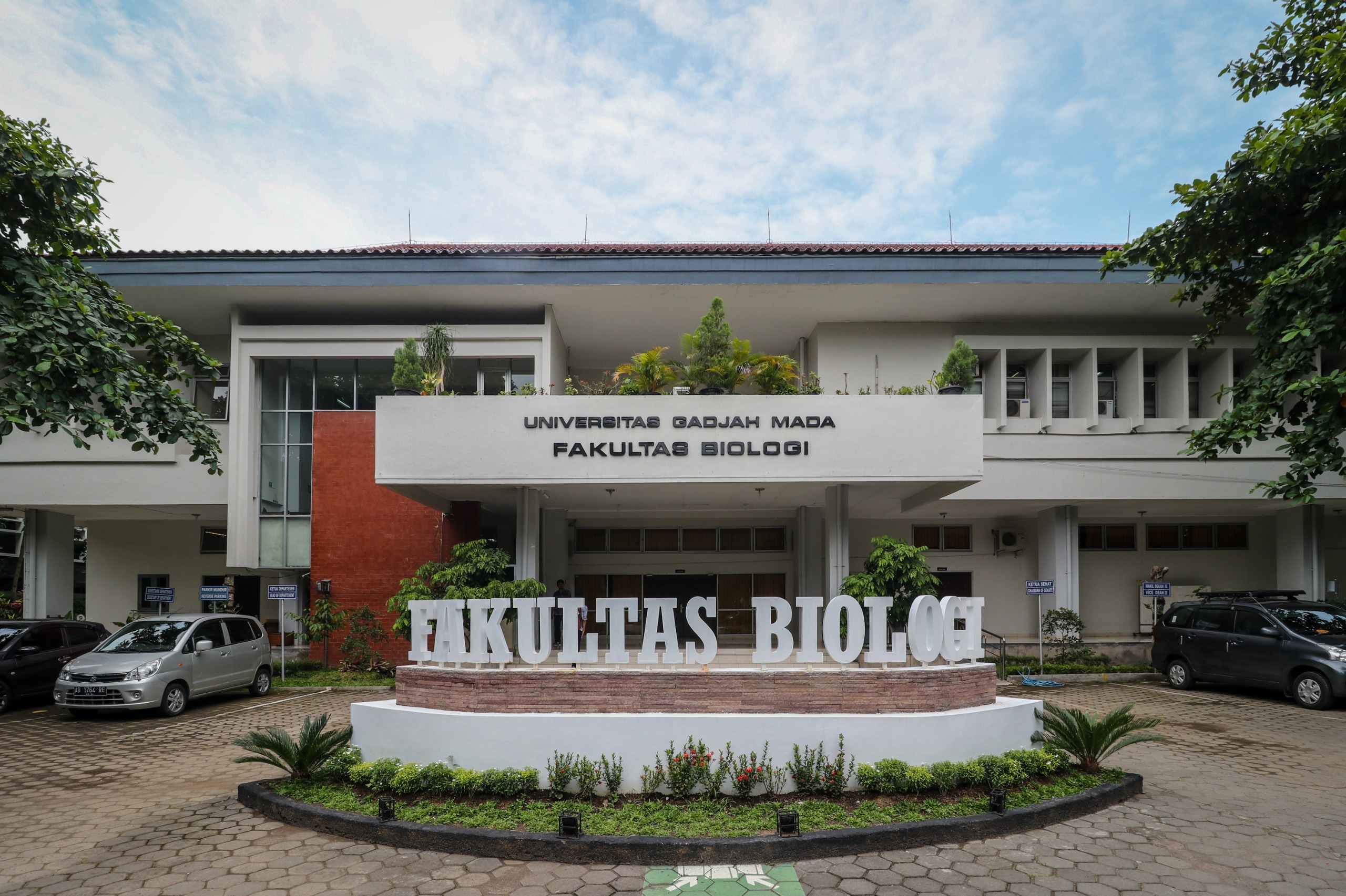 PERTAMA: Fakultas Biologi UGM yang baru saja membuka Prodi Profesi Kurator Keanekaragaman Hayati. (Dokumentasi UGM)