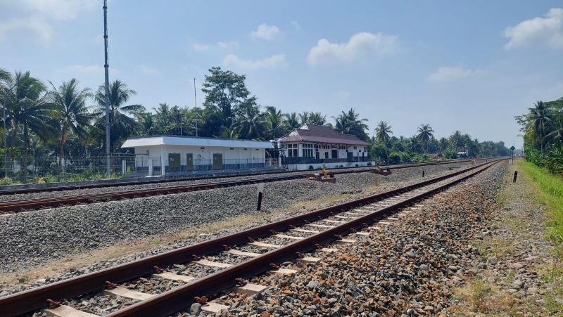 Sebelum dibongkar Stasiun Kedundang memiliki unsur sejarah kental.