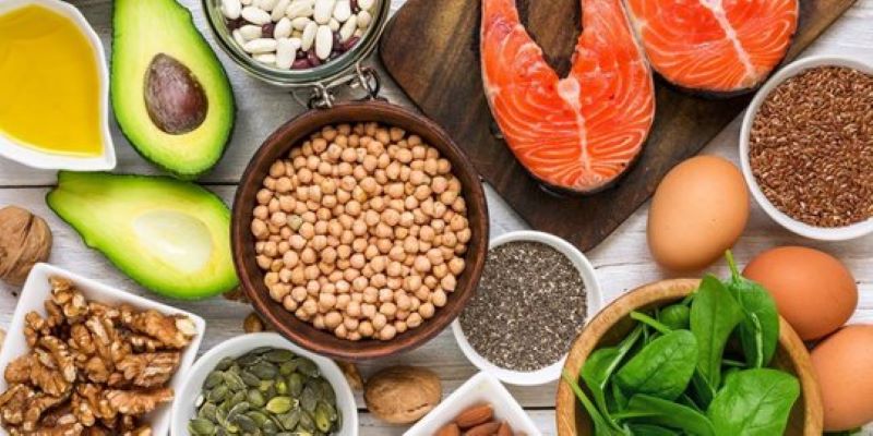 Makanan yang wajib dihindari bagi penderita kolesterol.