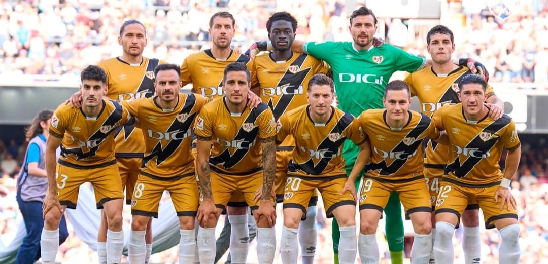 Starting Eleven Rayo Vallecano saat menantang Valencia yang berakhir imbang 0-0 (ig rayovallecano)